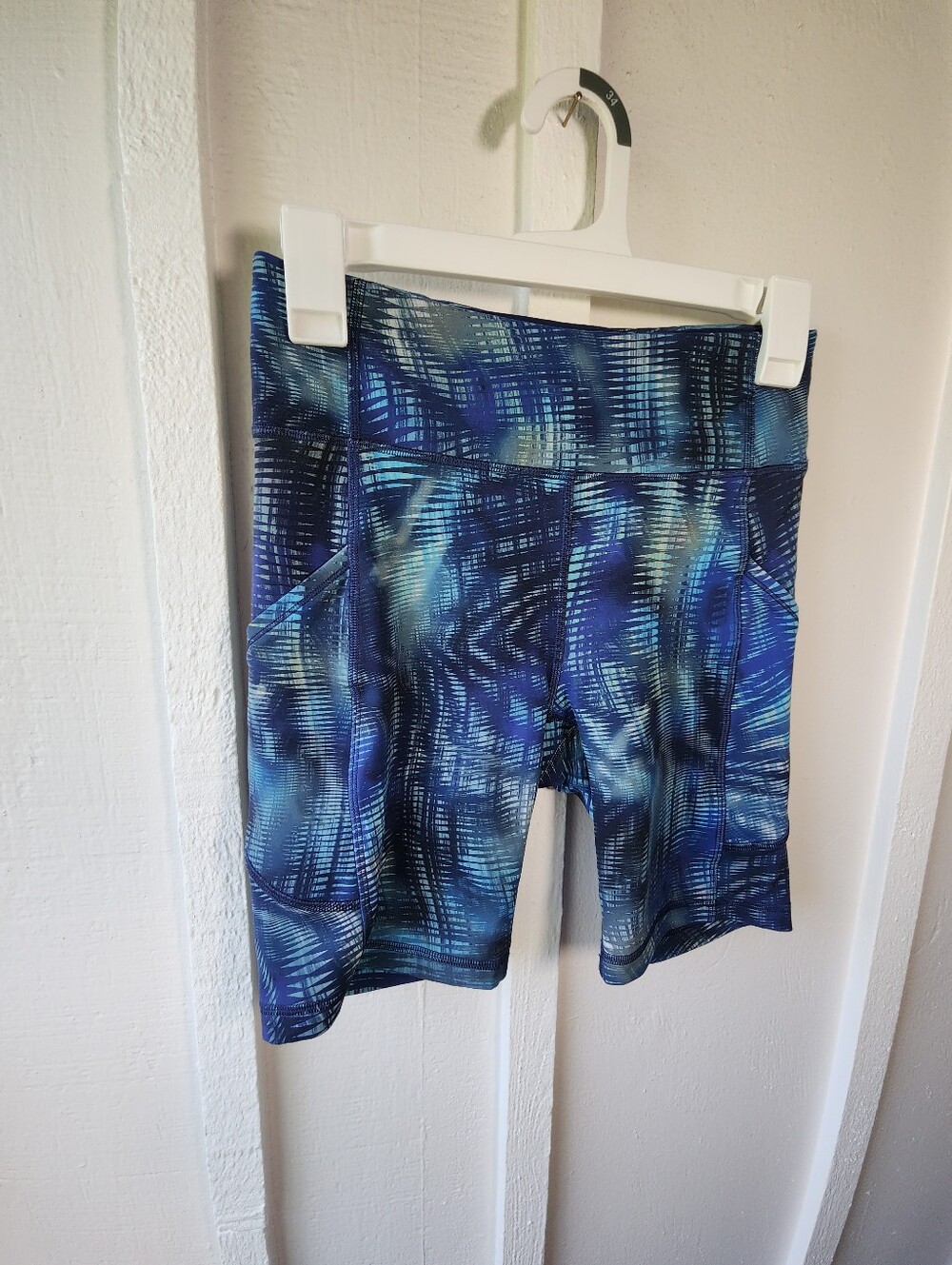 Lululemon High-Rise Biker Short Flux Blue Multi Size 6